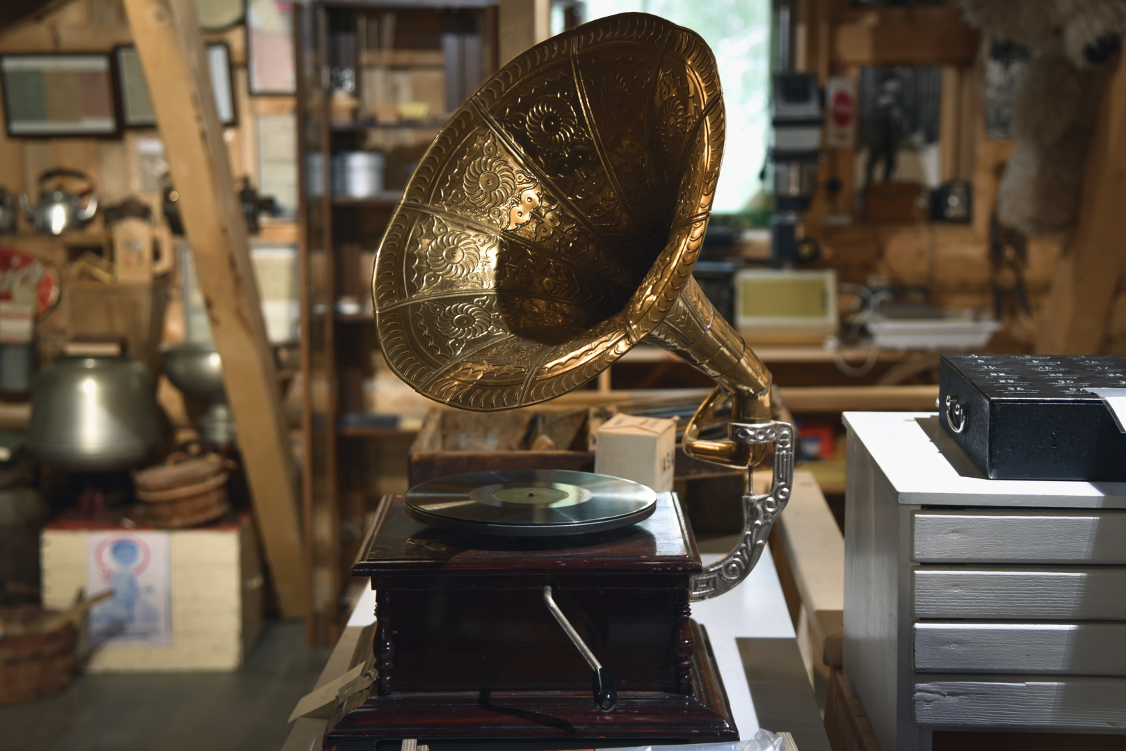 Museossa on erilaista tavaraa.